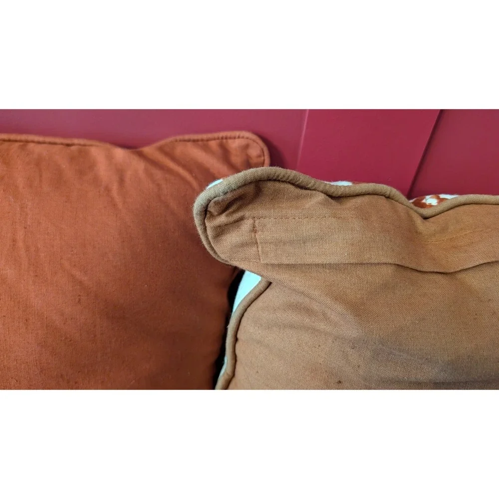 Set Of 2 Pier 1 EmbroideredHummingbird Tree Throw Pillows Gold‎ Brown Red 17